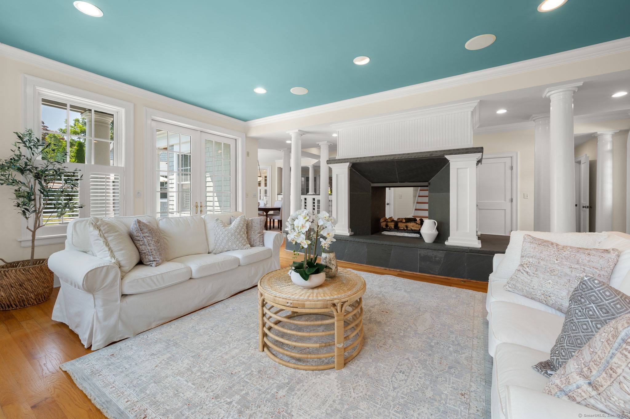 3 Sea Meadows Lane
