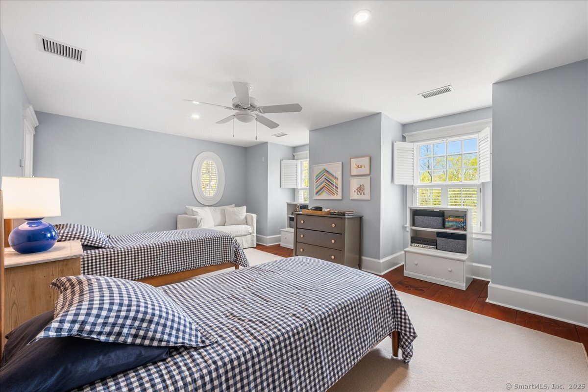 44 Ferry Road