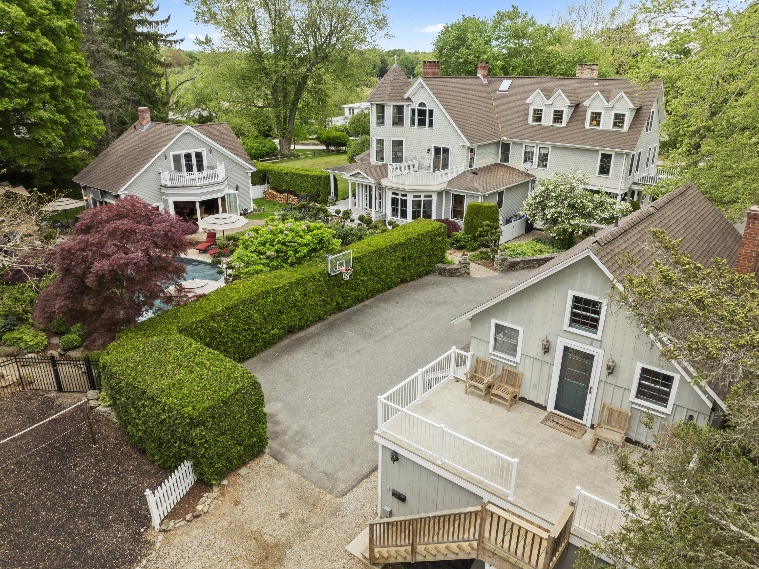 18 Ferry Road