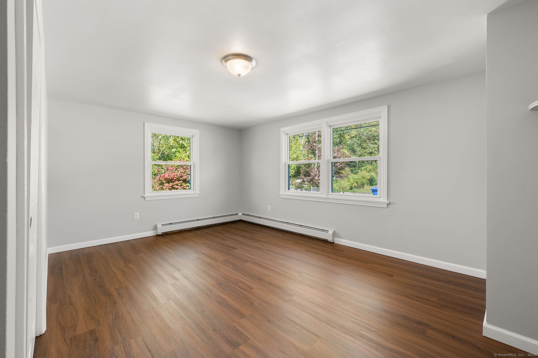 16 Pautipaug Hill Road