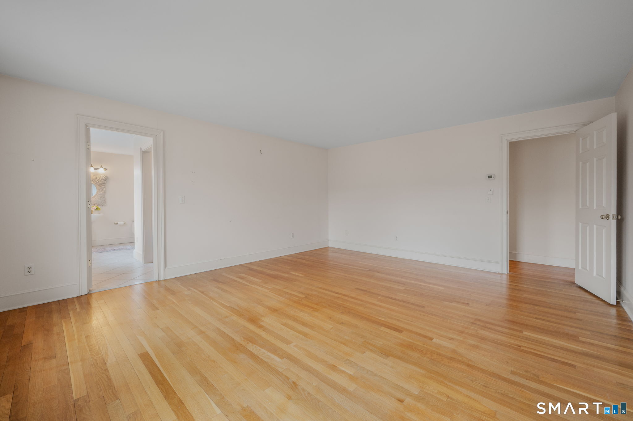 14 Riverside Drive