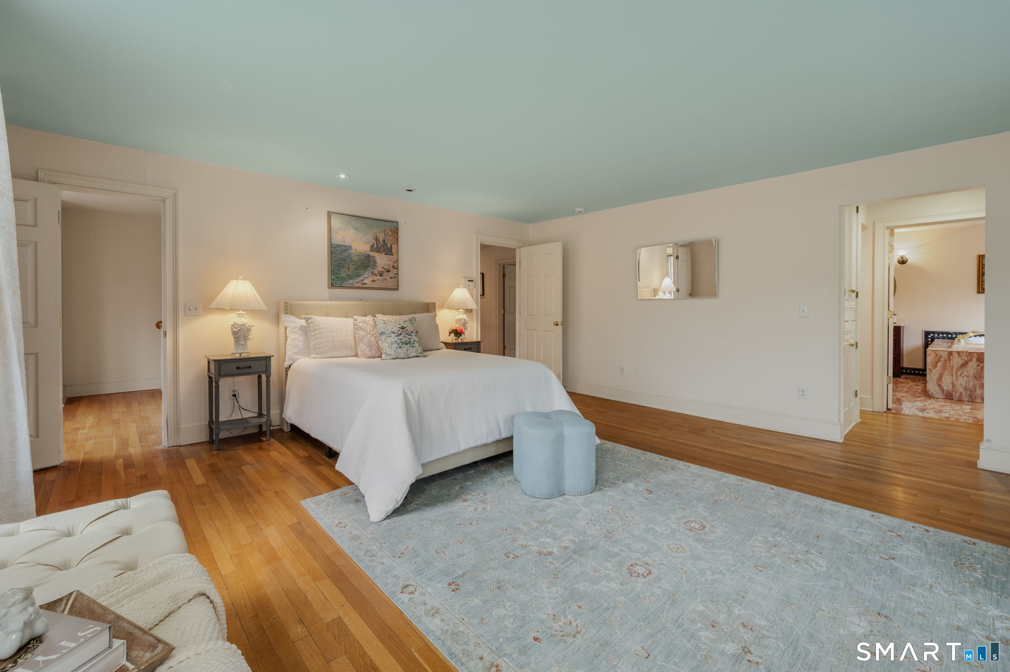 14 Riverside Drive