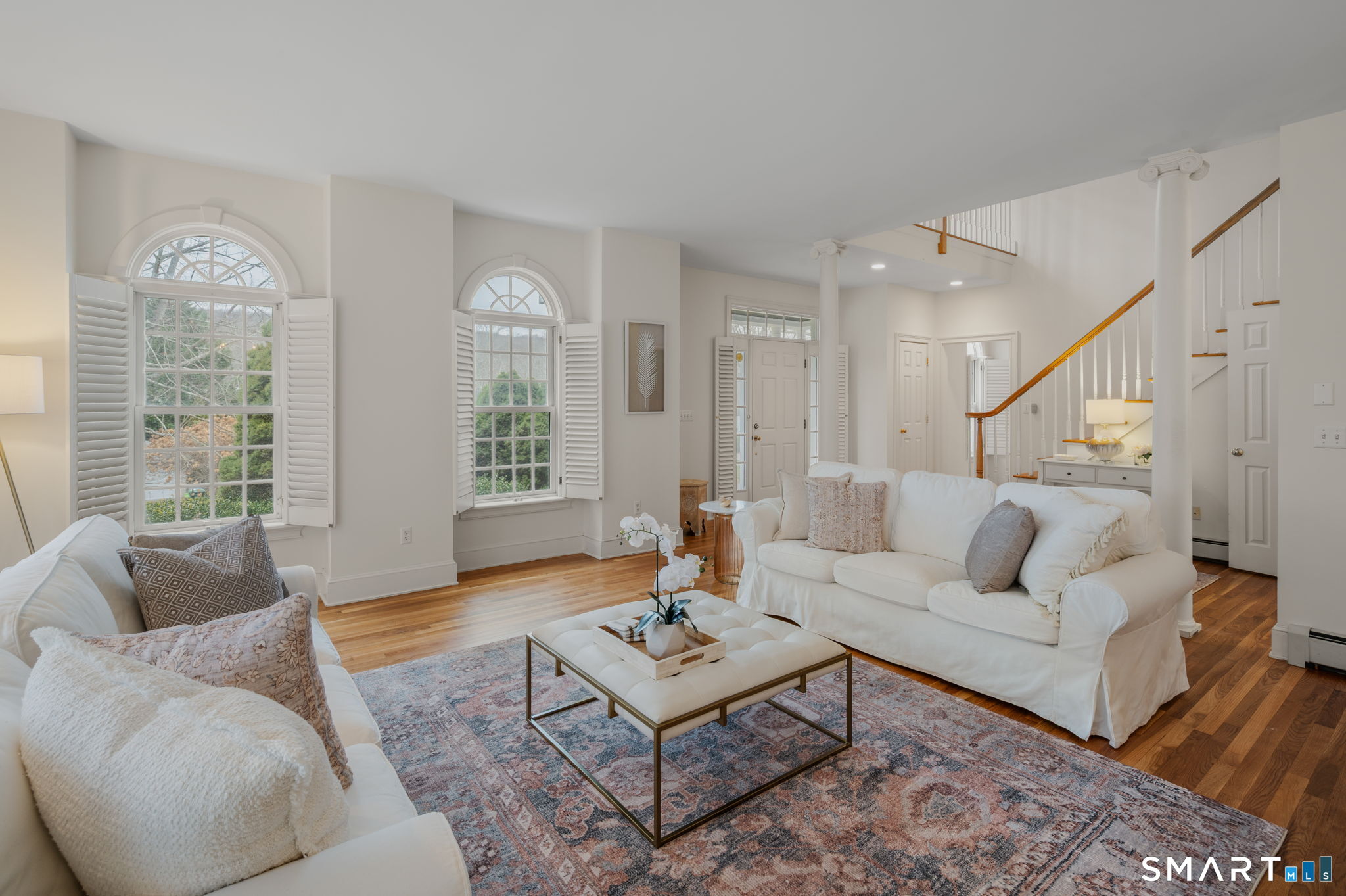14 Riverside Drive