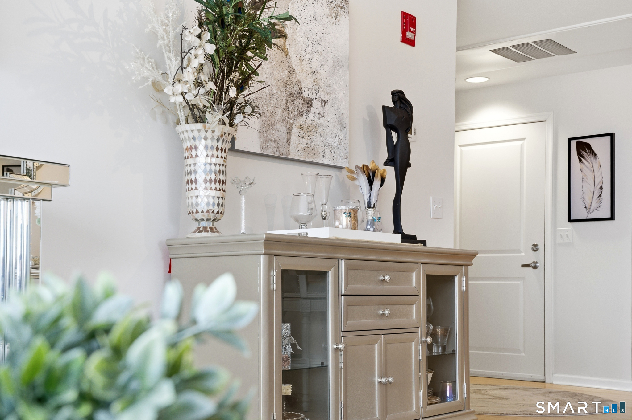 400 Bank Street APT 402