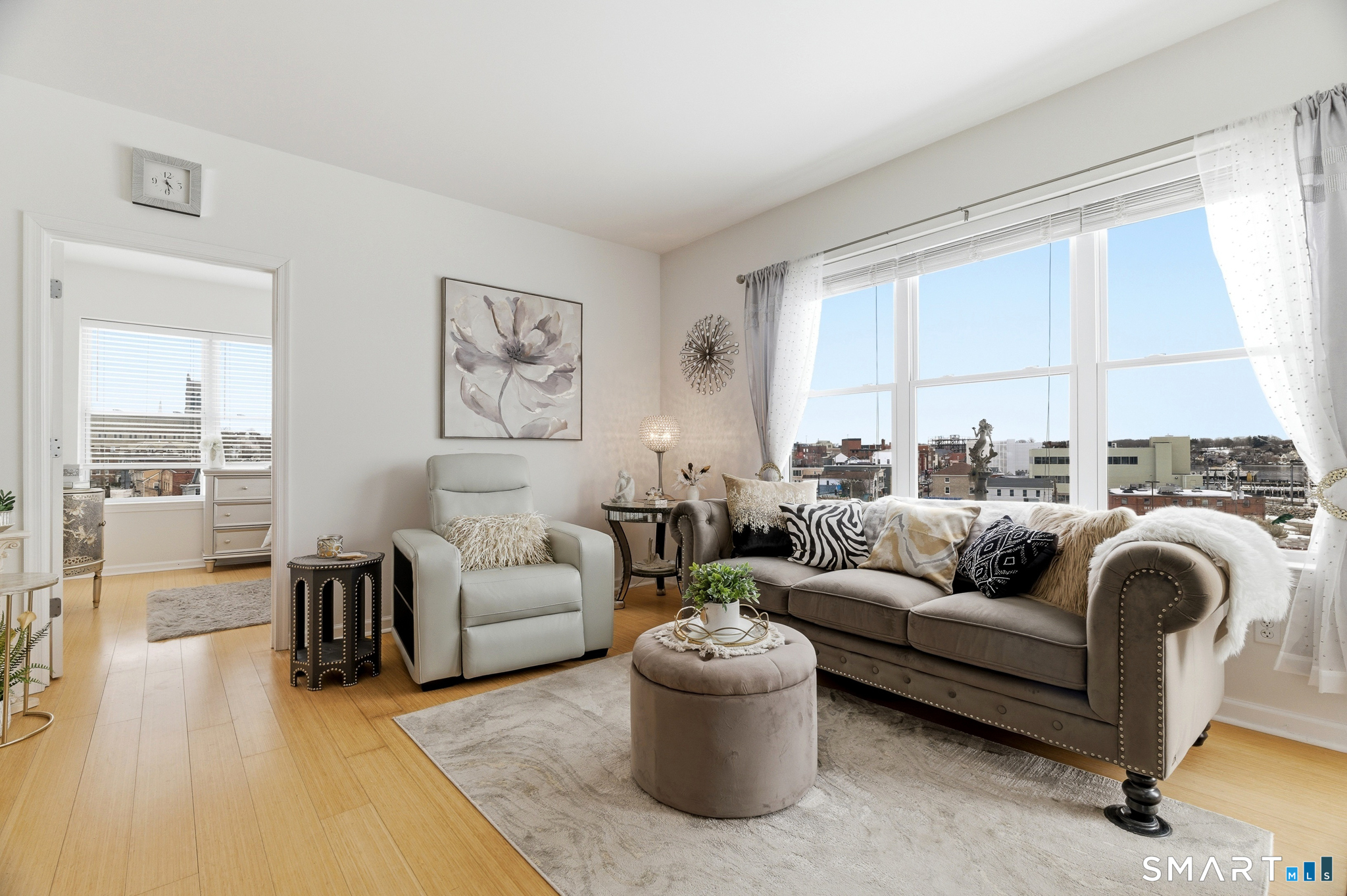 400 Bank Street APT 402