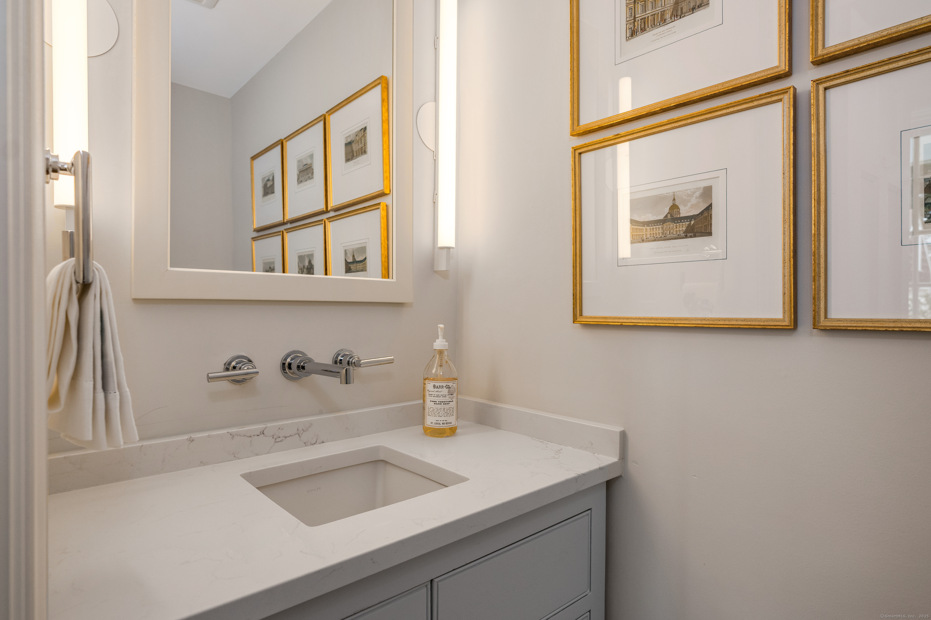 8 Lieutenant River Lane