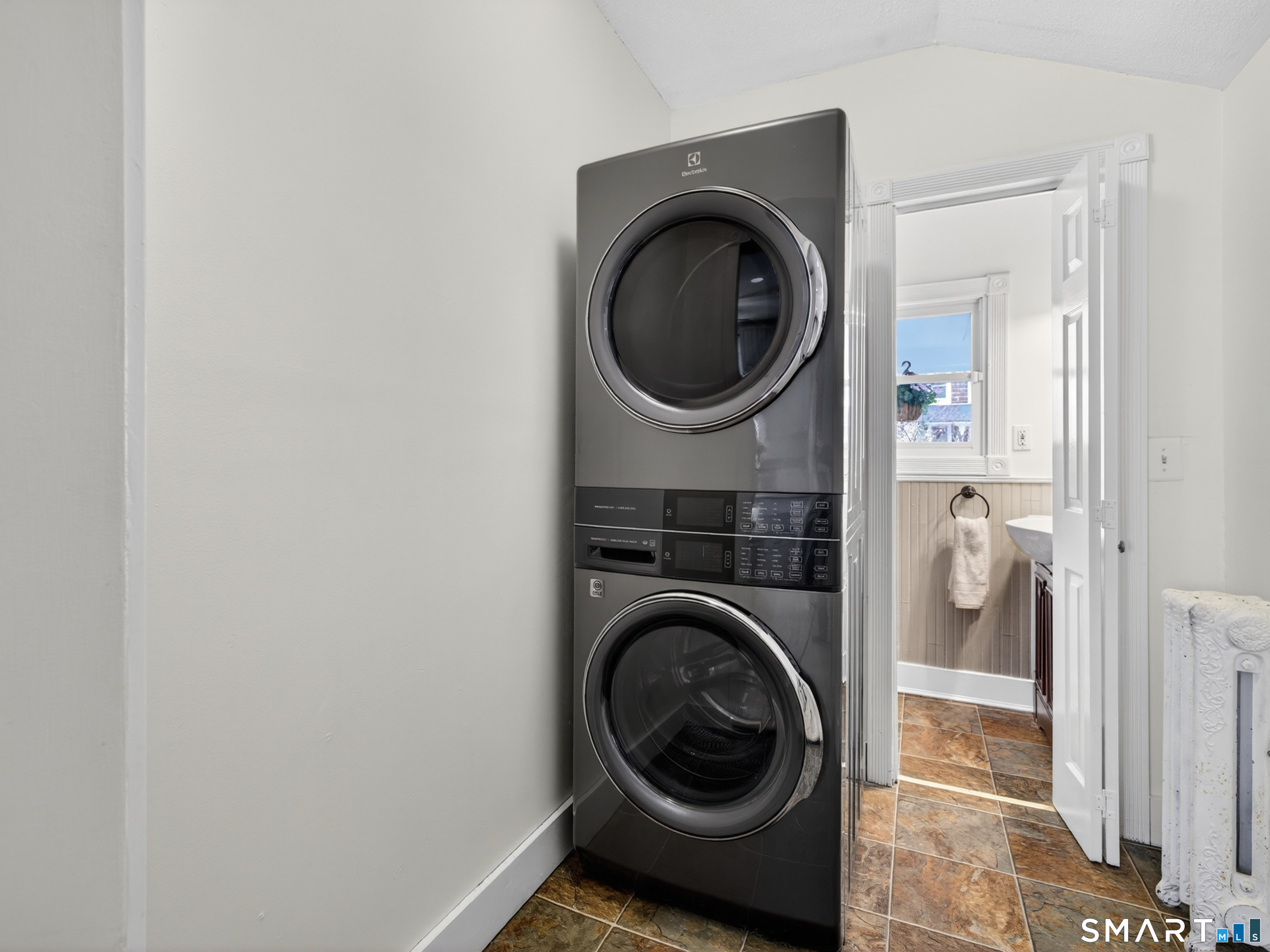 16 School St (Mystic) Street