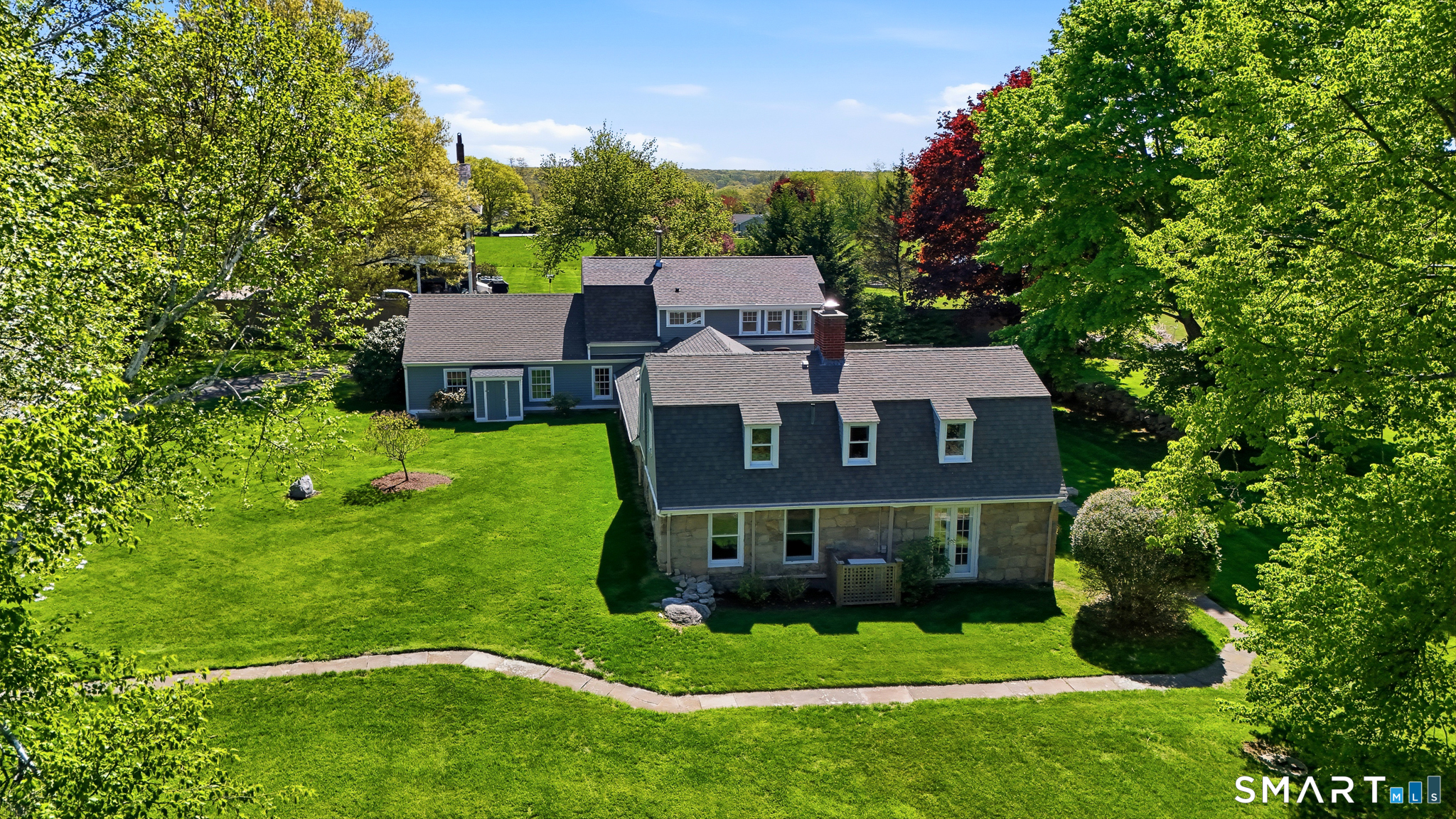 1335 Pequot Trail