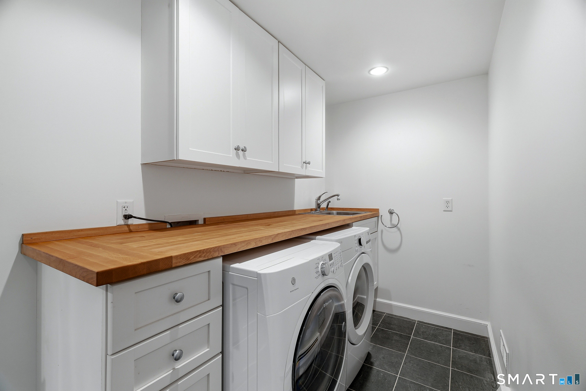 1335 Pequot Trail