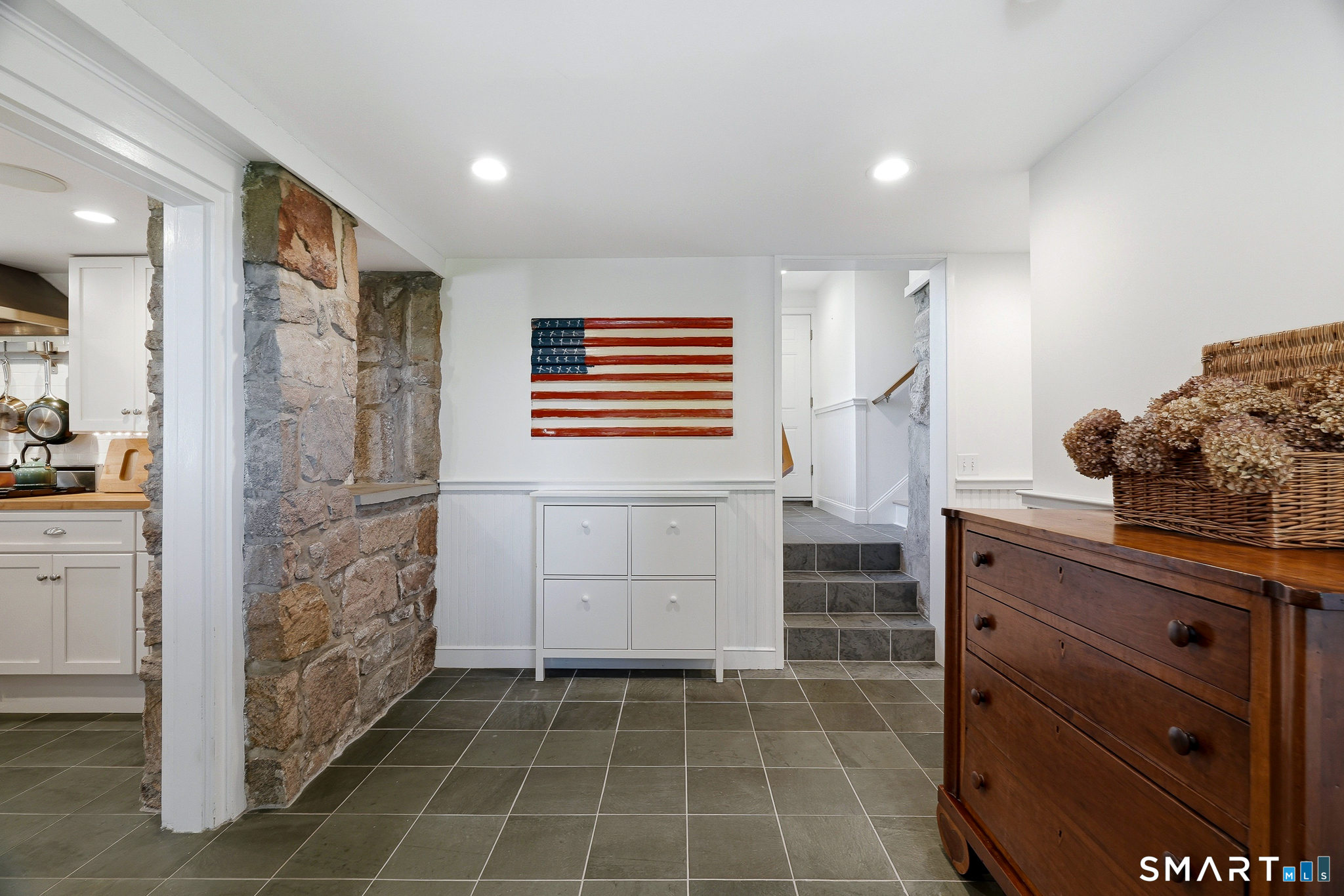 1335 Pequot Trail