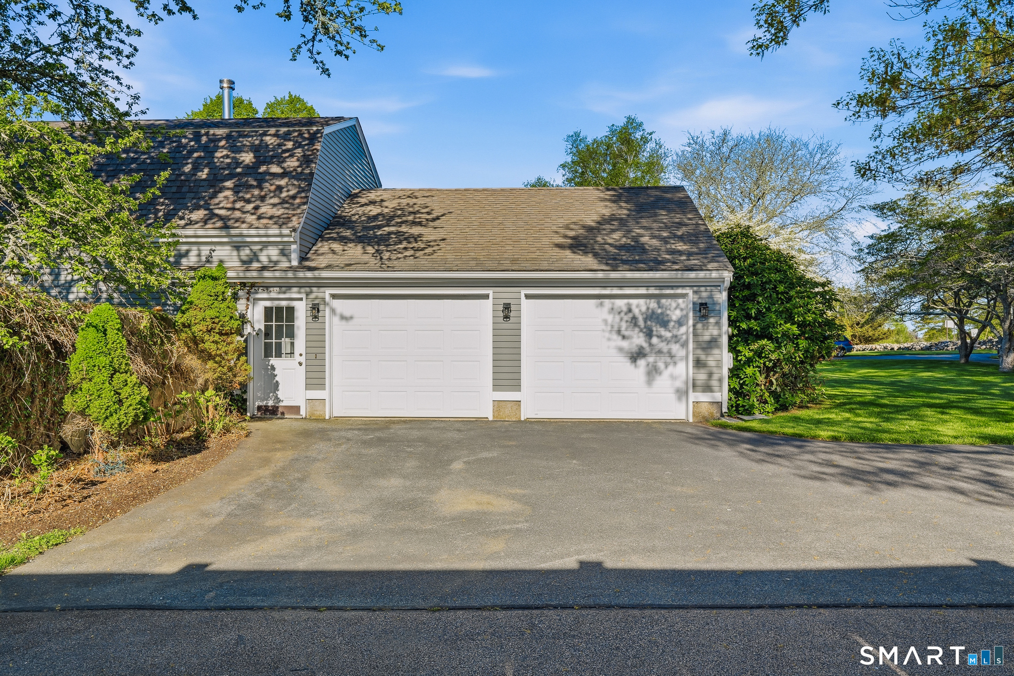 1335 Pequot Trail