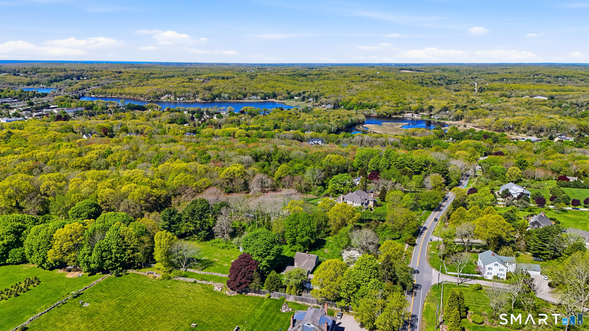 1335 Pequot Trail