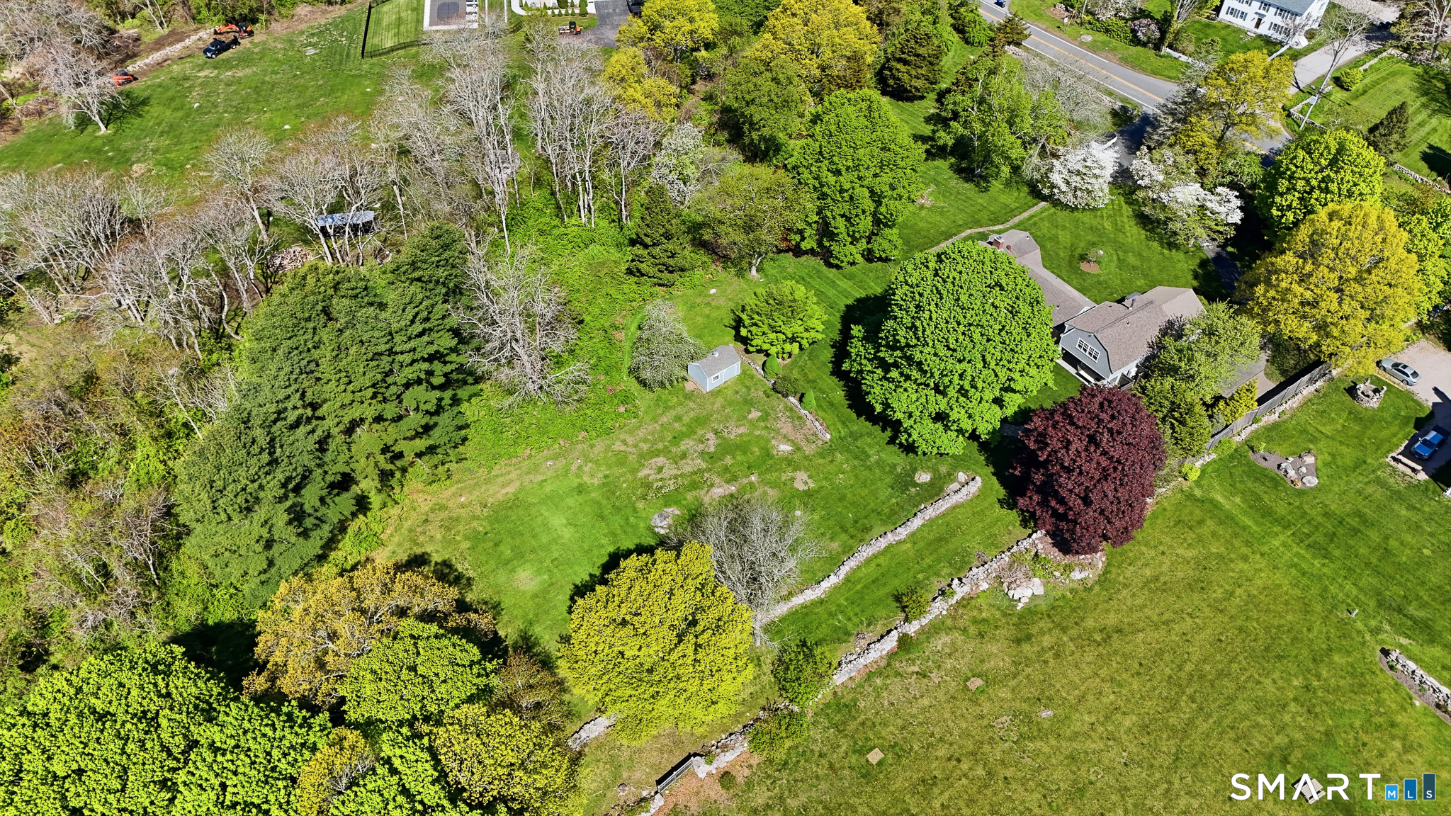 1335 Pequot Trail