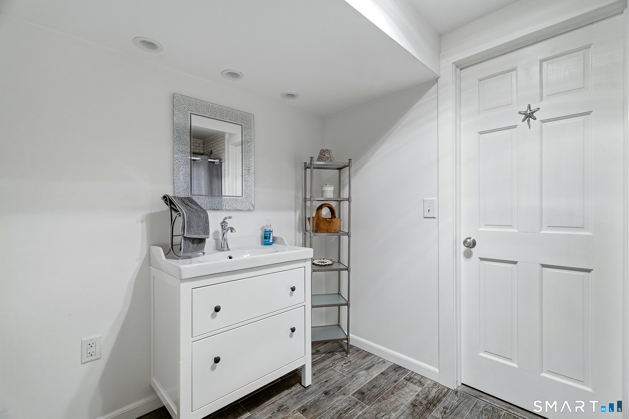 7 Orchard Heights Road