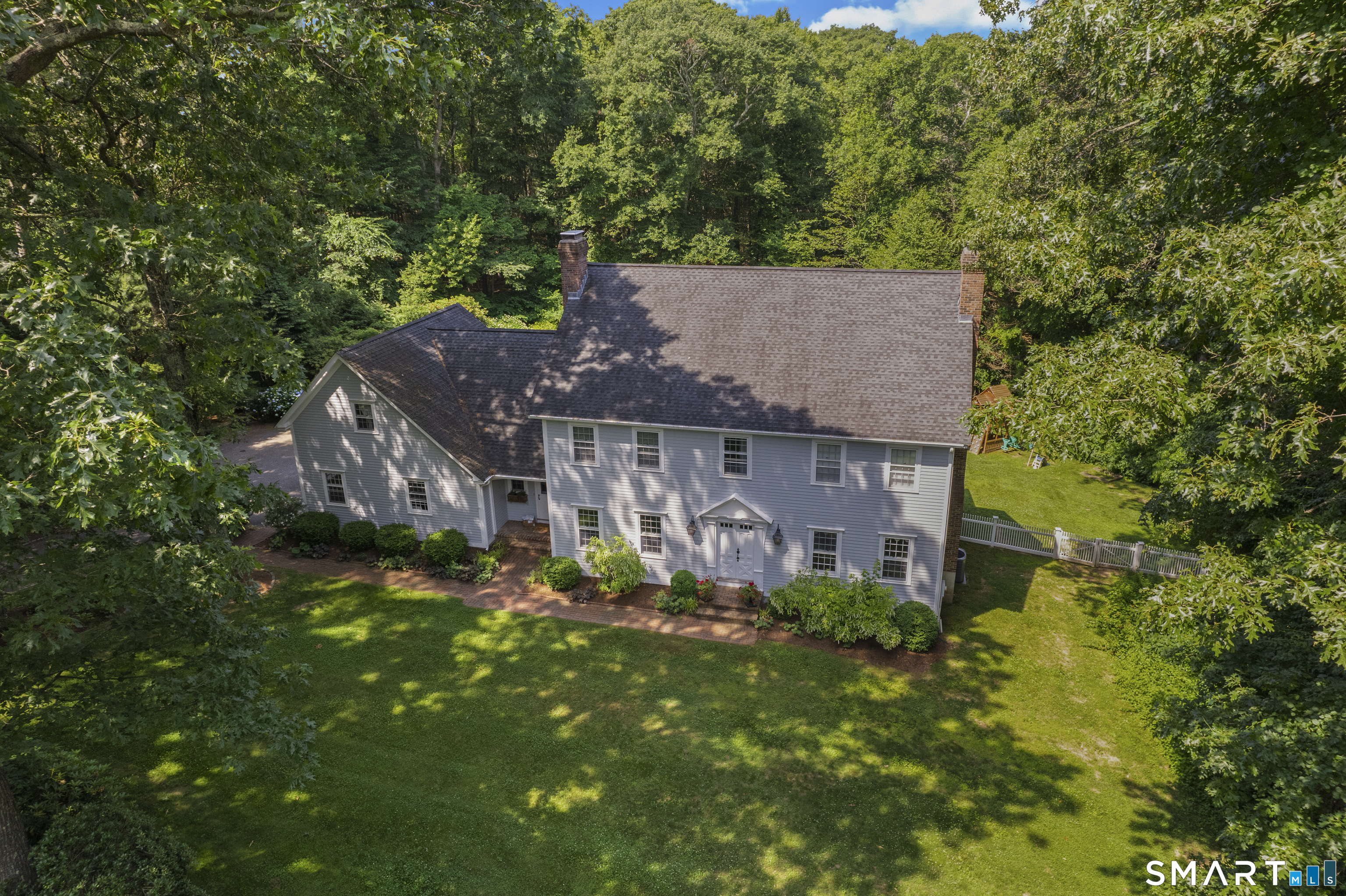 8 Squire Lane