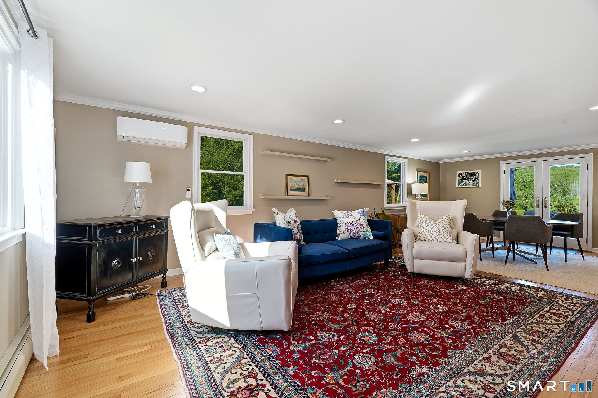 6 Jericho Drive