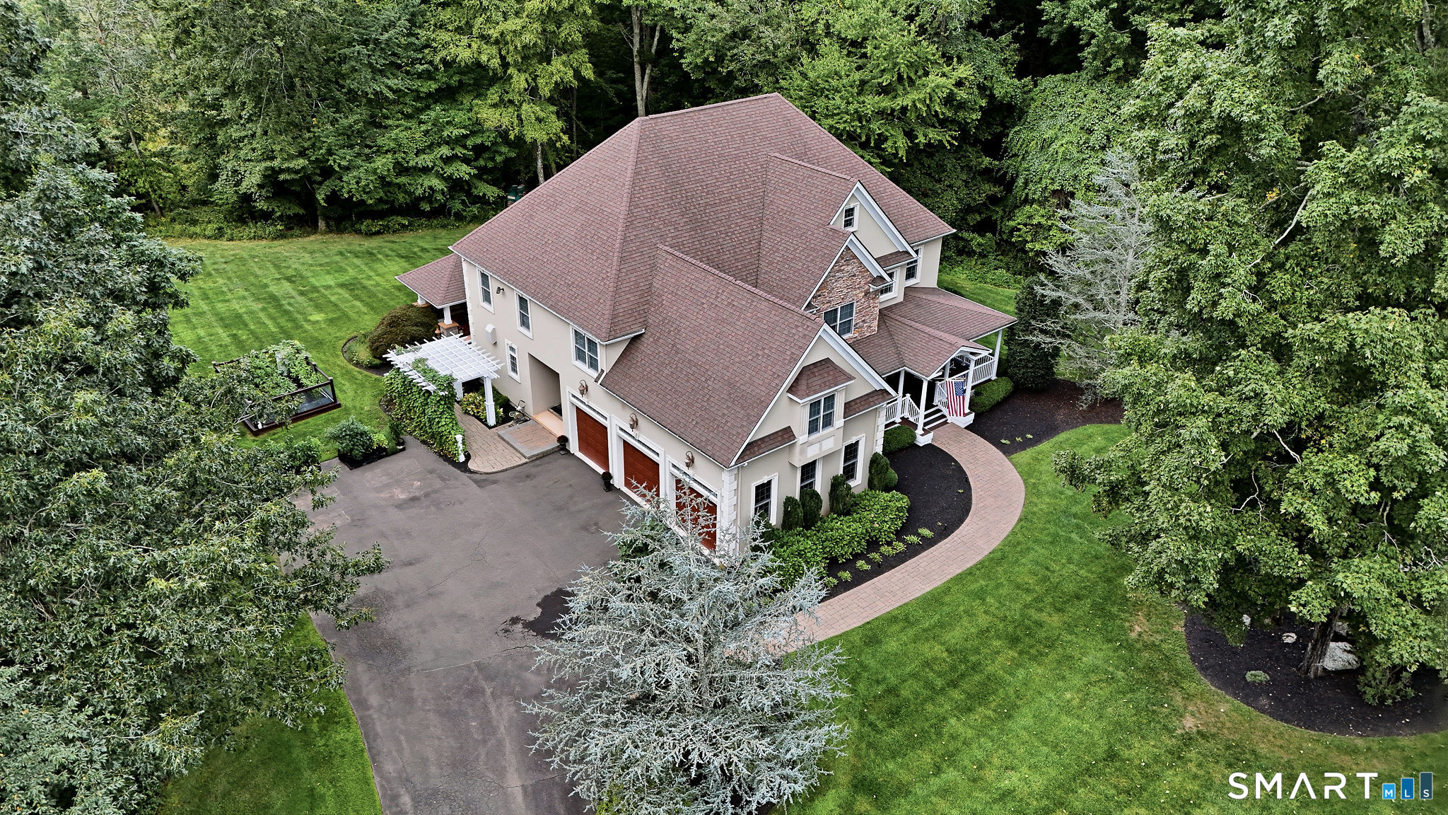 8 Lindera Lane