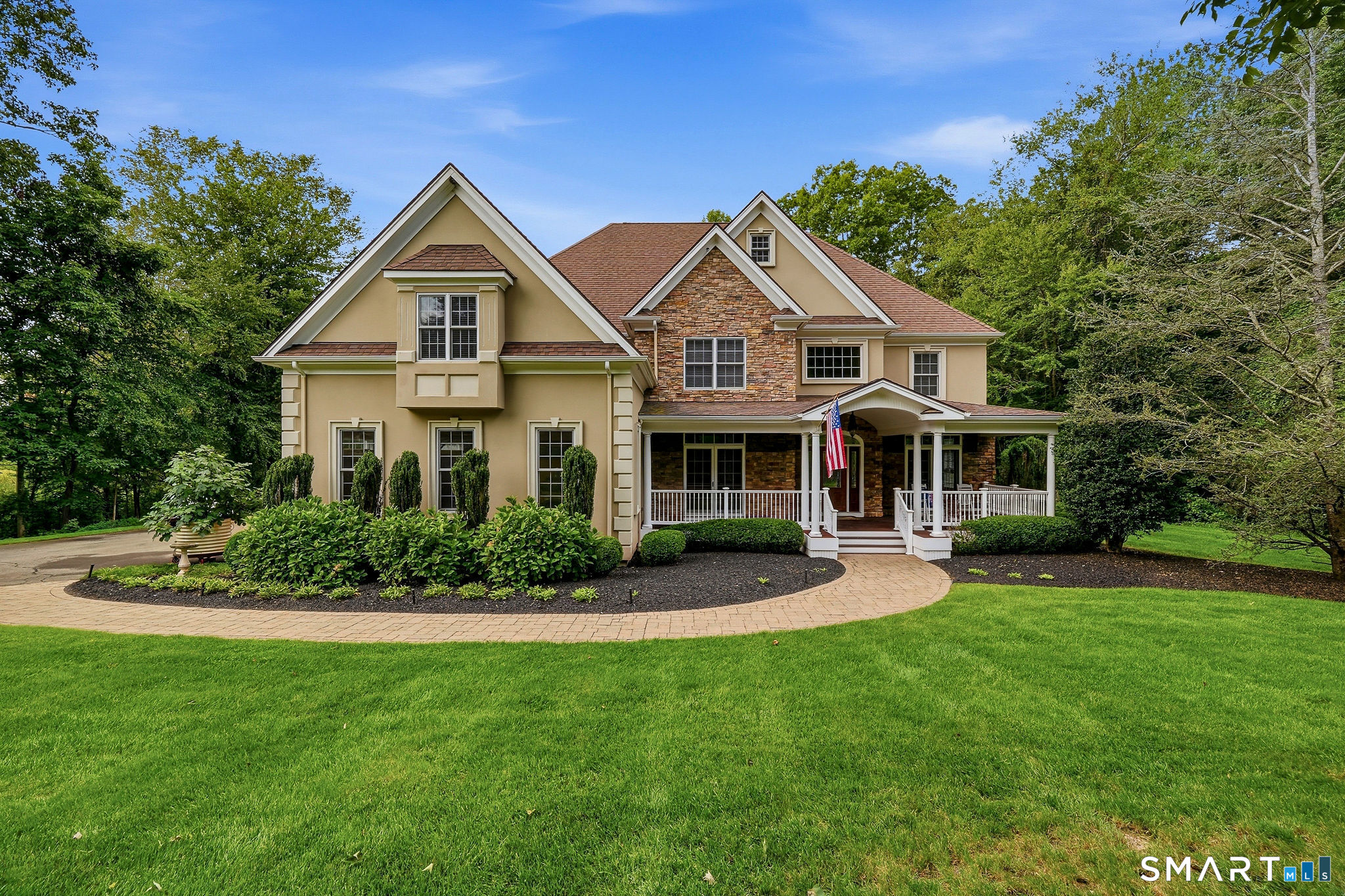 8 Lindera Lane