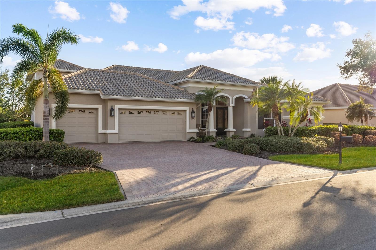 505 SAND CRANE CT