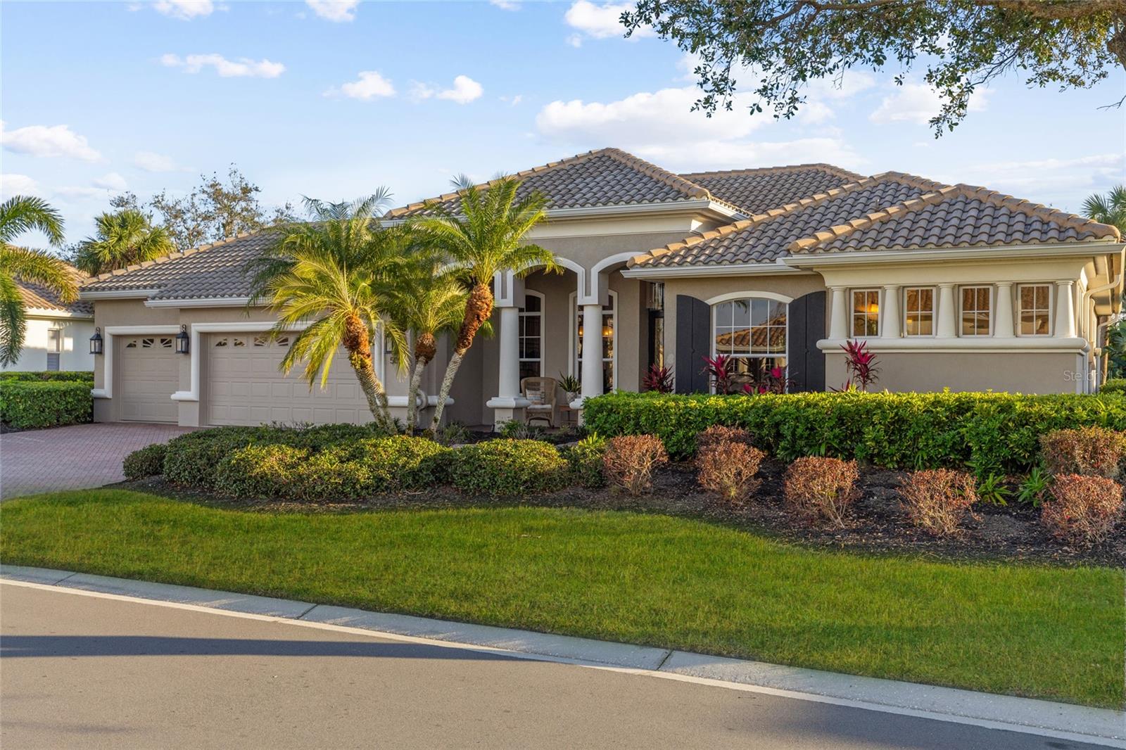 505 SAND CRANE CT