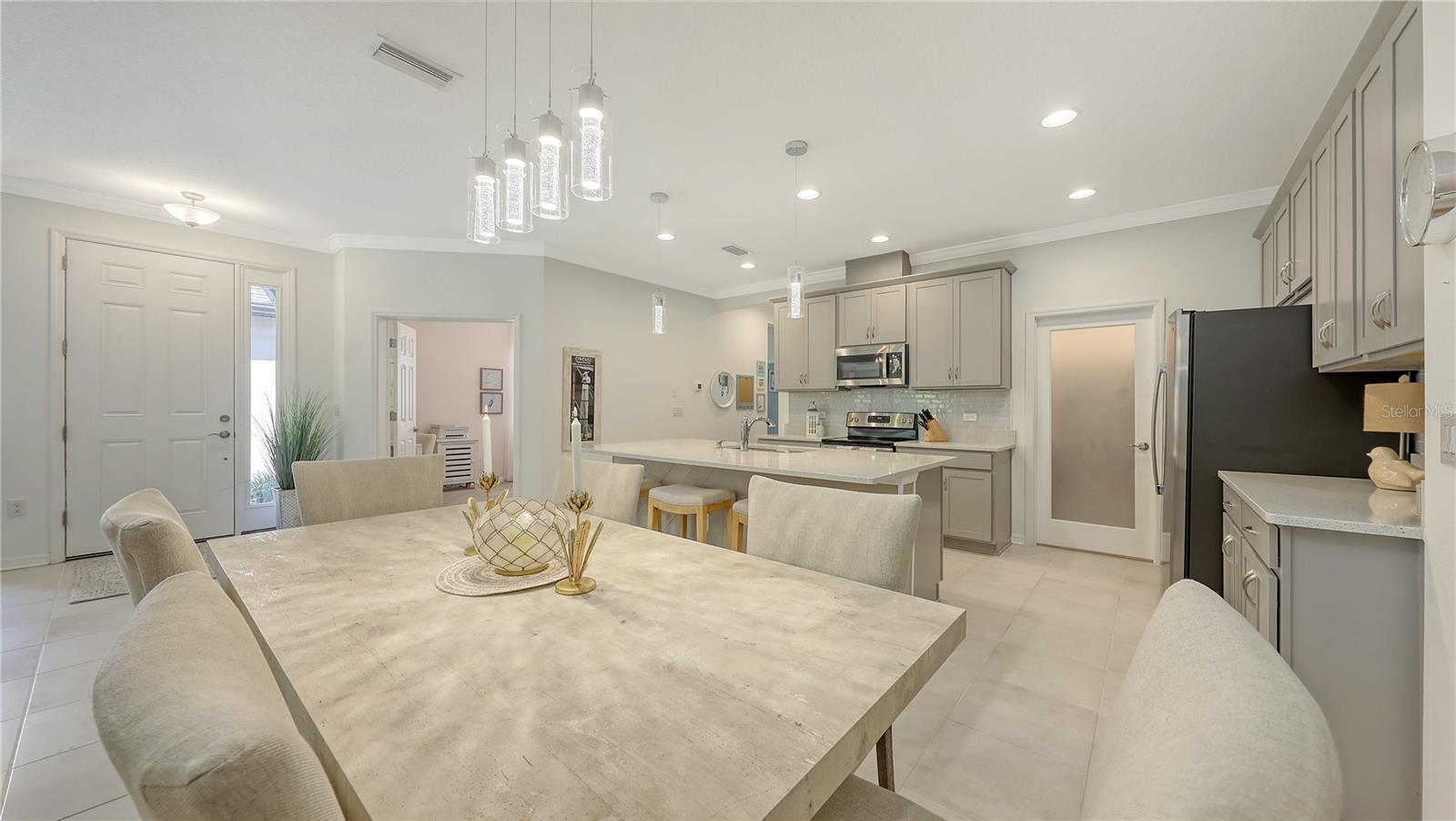 6014 FIORE DR