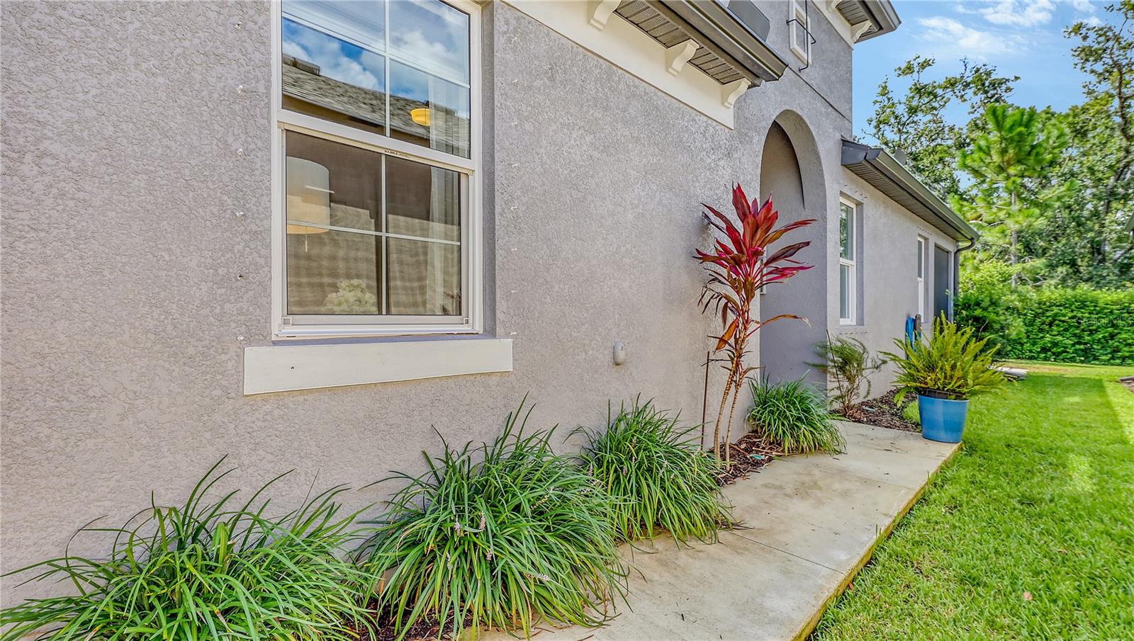6014 FIORE DR