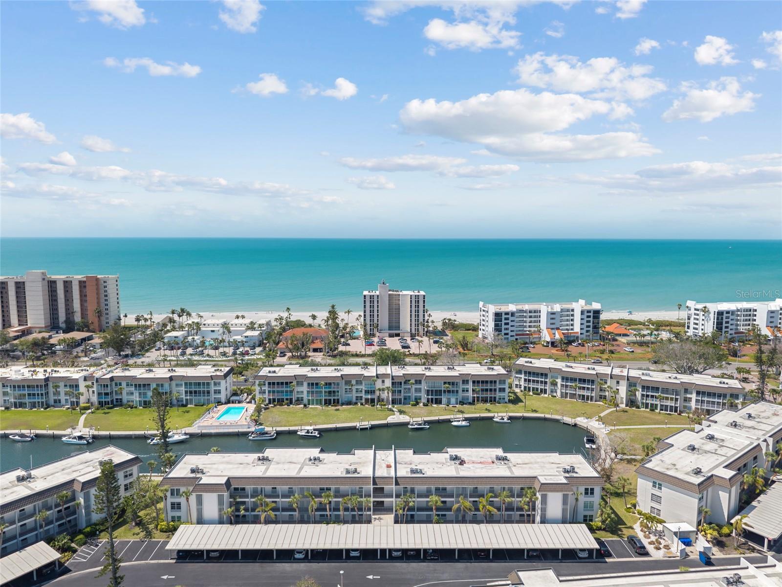 4390 EXETER DR #206