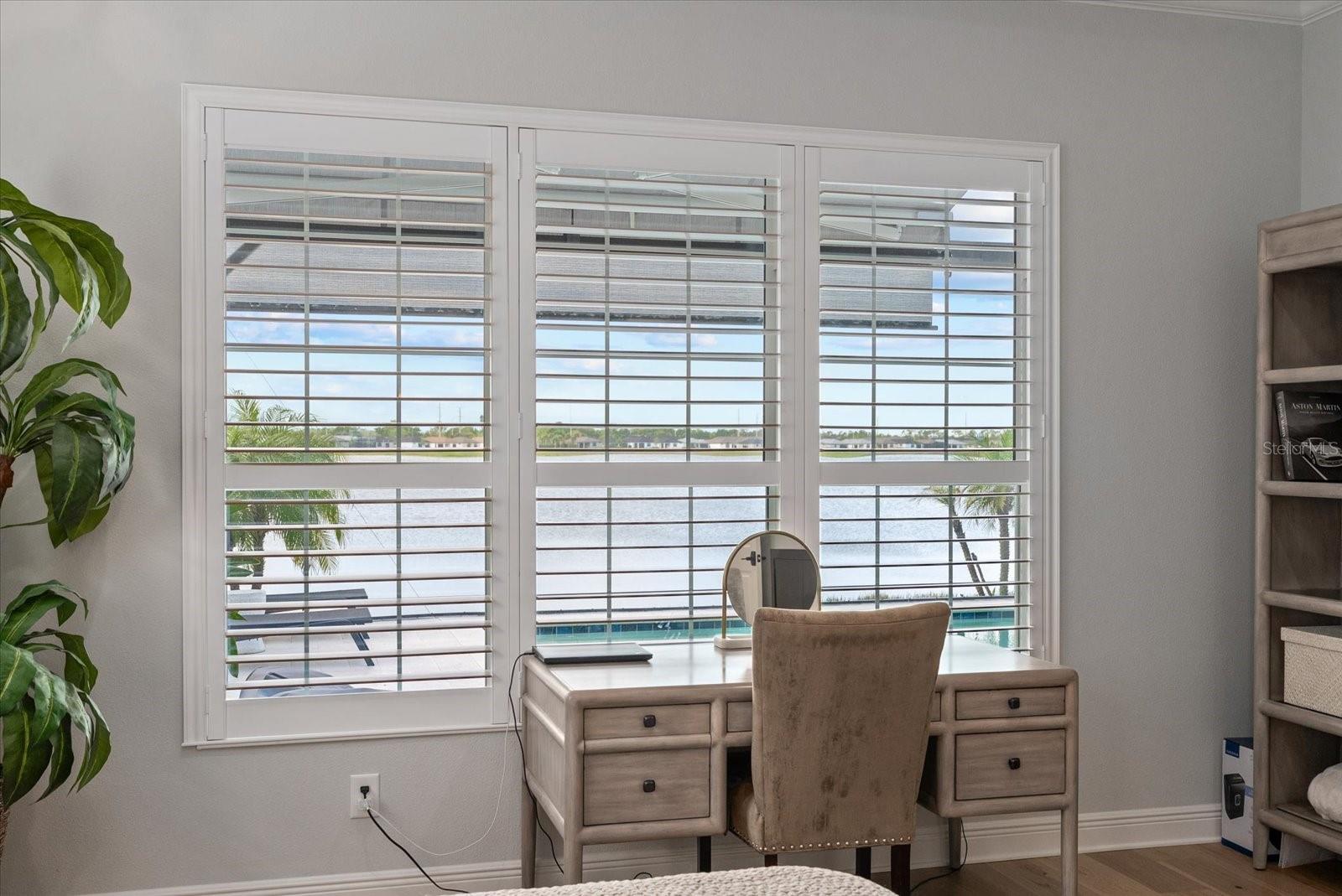 6353 ISLA DEL RAY AVE