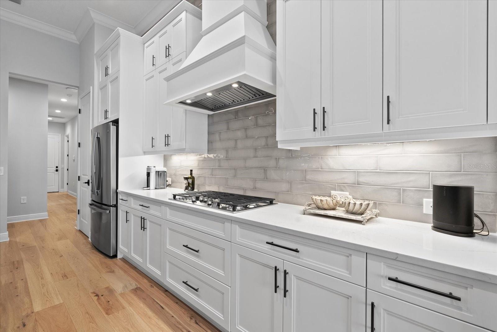 6353 ISLA DEL RAY AVE