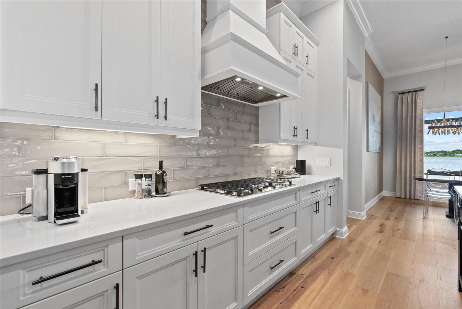 6353 ISLA DEL RAY AVE