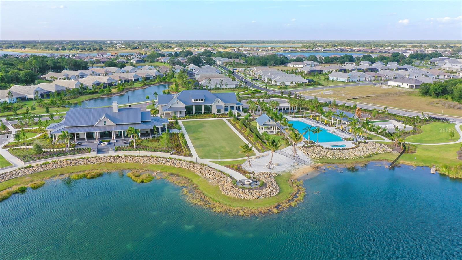 7919 WATERBEND TRL