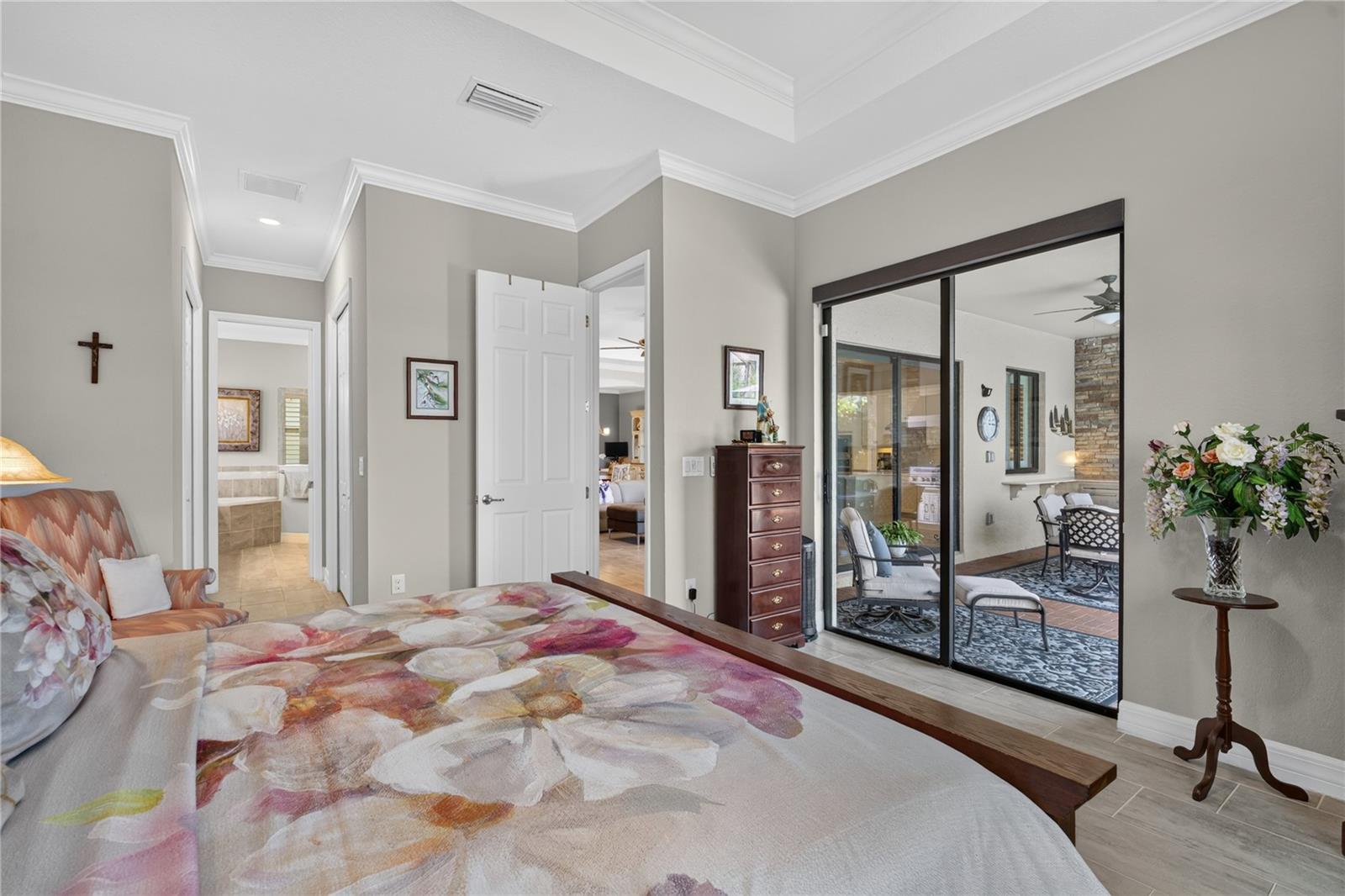 23515 WAVERLY CIR
