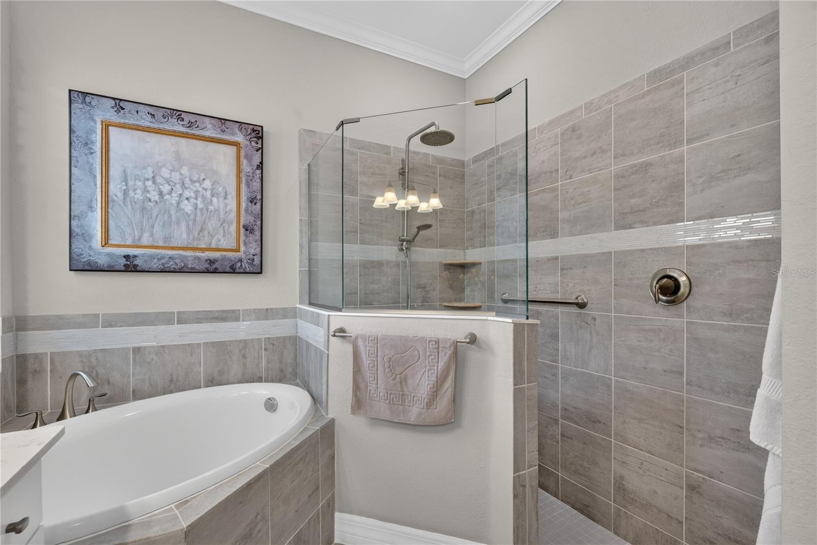 23515 WAVERLY CIR