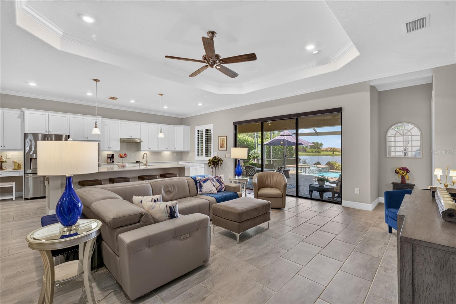 23515 WAVERLY CIR