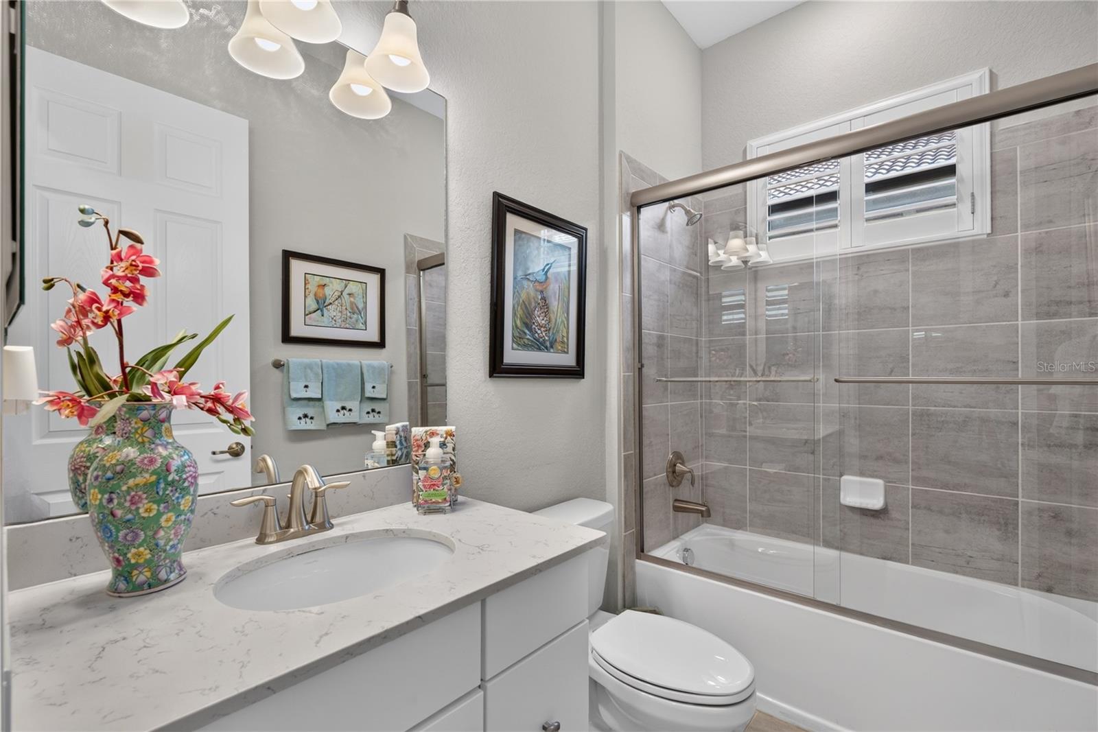 23515 WAVERLY CIR