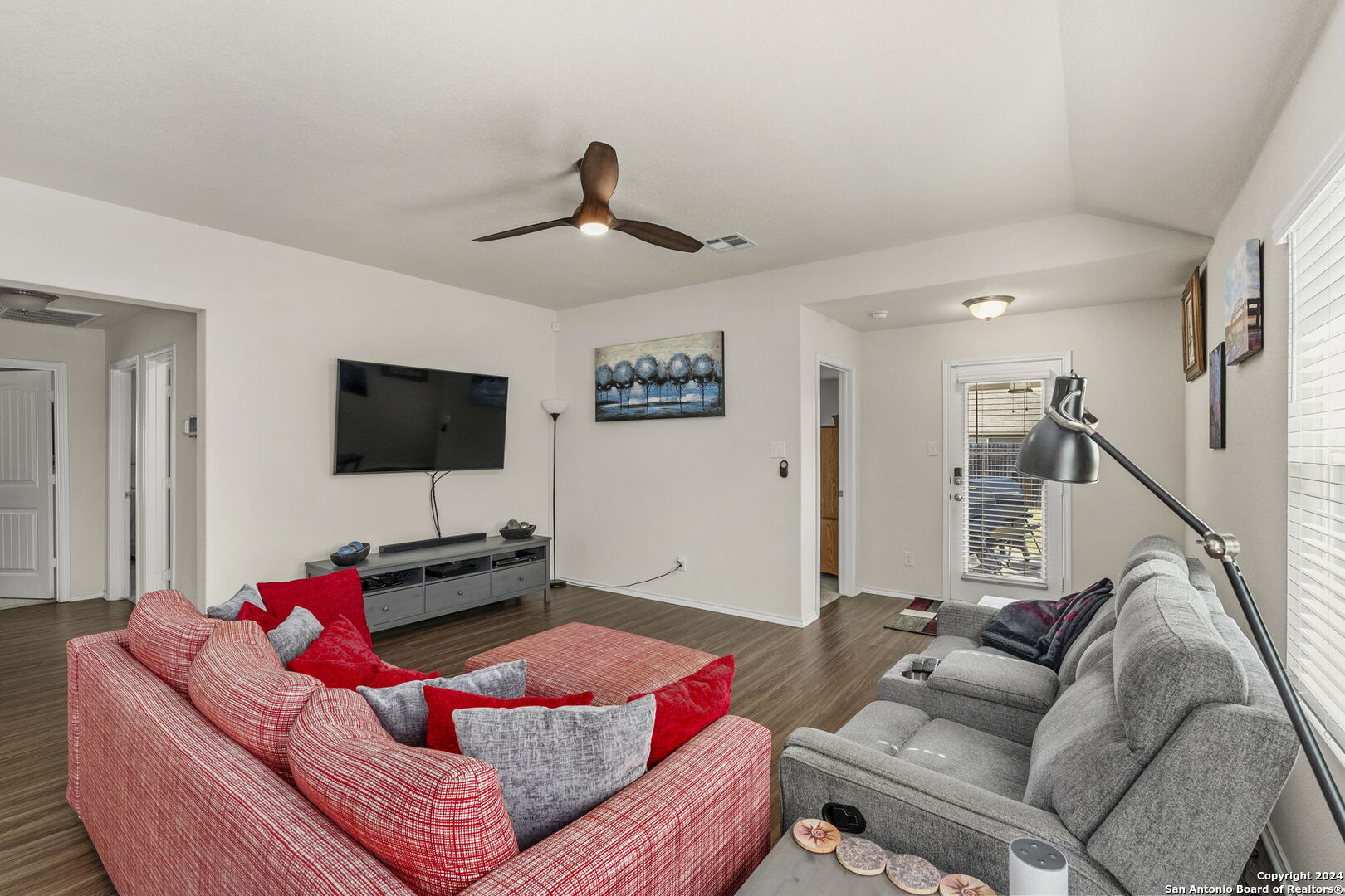 576 AGAVE FLATS DR
