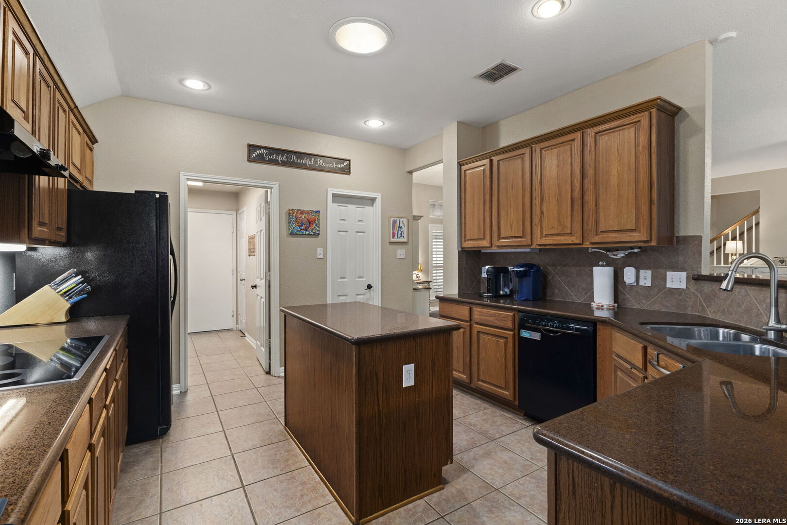 266 MAIDSTONE CV