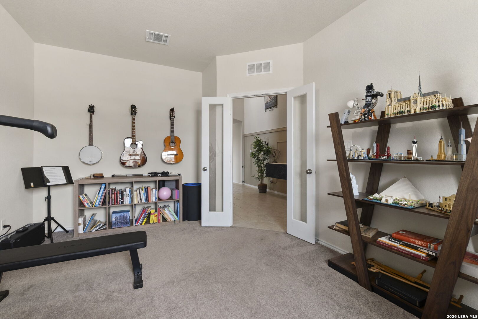 905 Pasture Rose