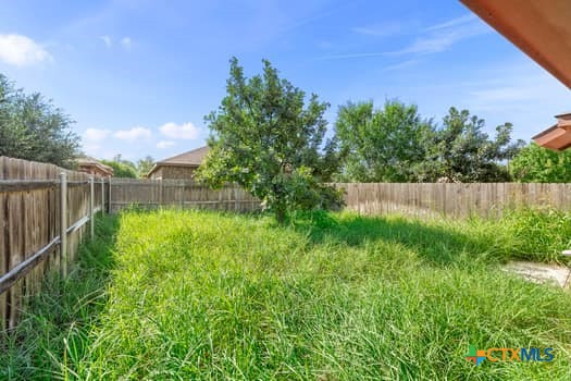 649 Creekside Circle
