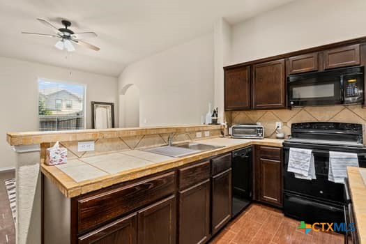 649 Creekside Circle