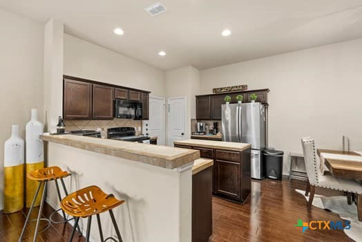 649 Creekside Circle