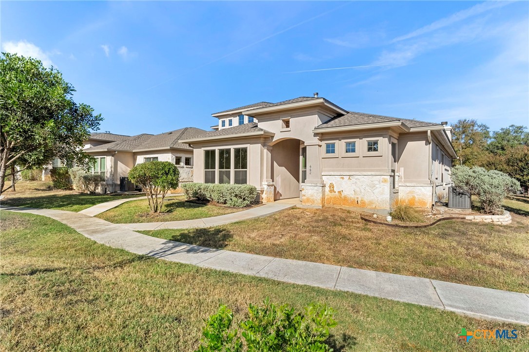 442 Stagecoach Trail