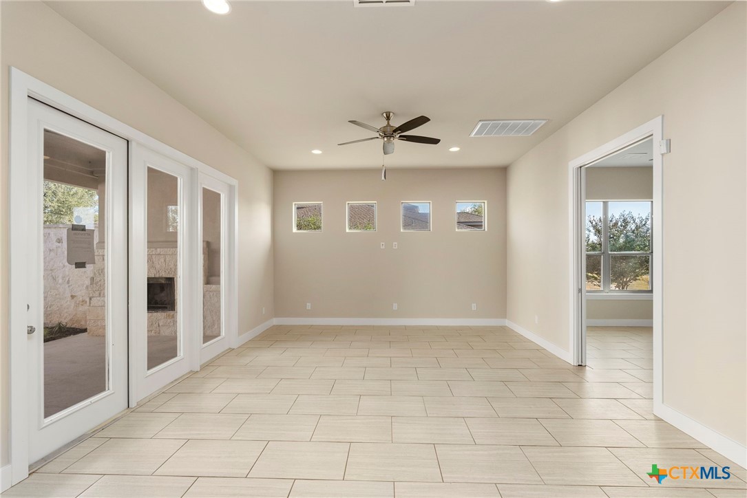 442 Stagecoach Trail