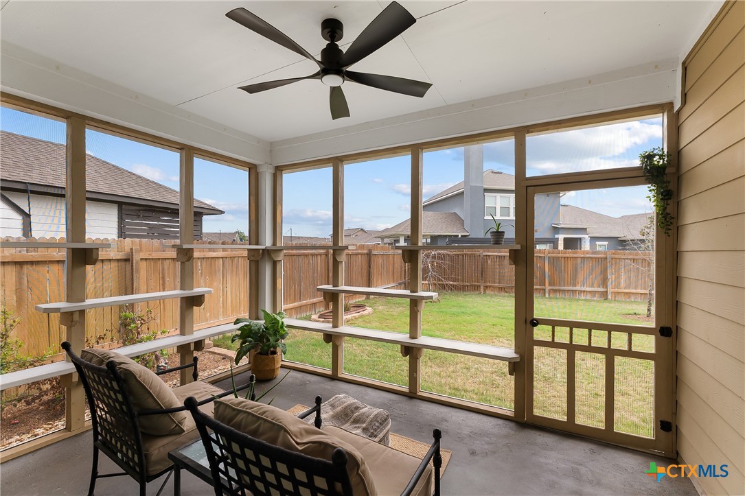 432 Lacey Oak Loop
