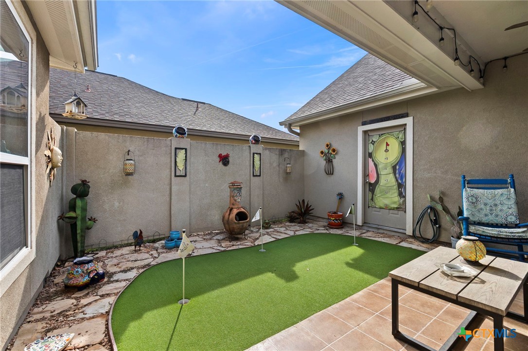 252 Mackenzie Drive