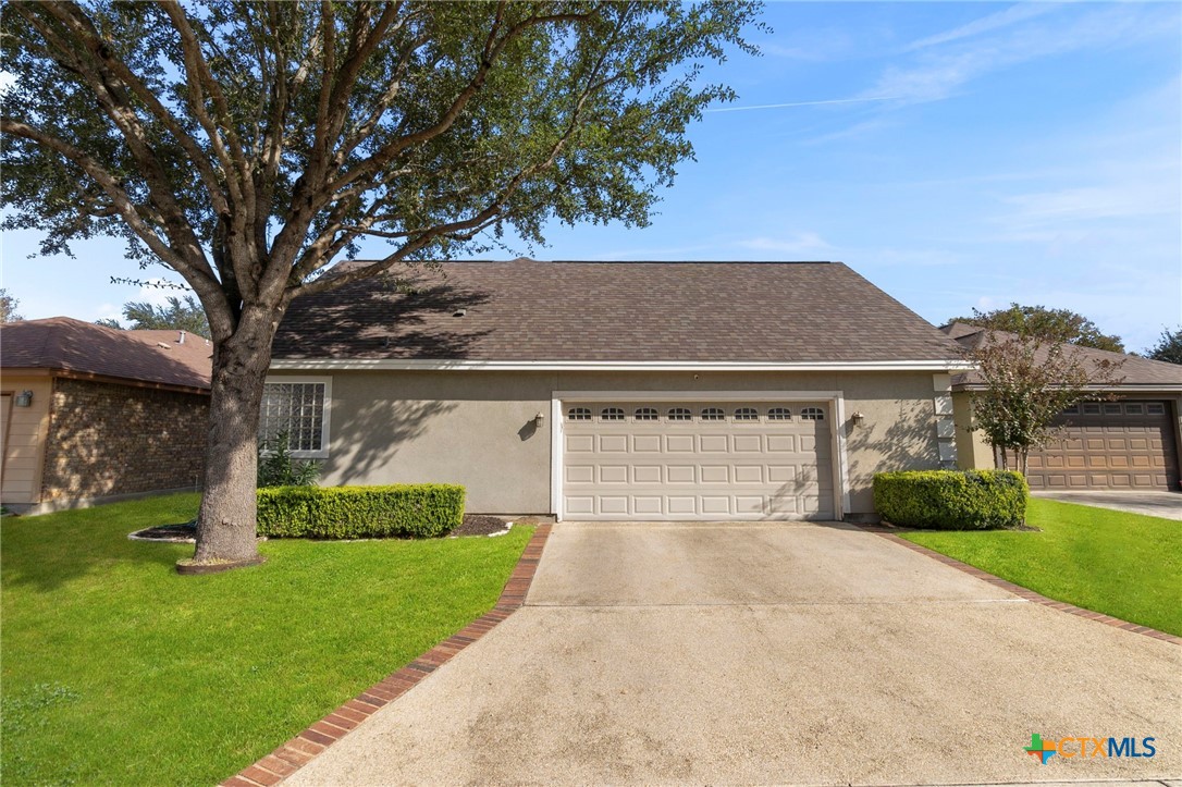 252 Mackenzie Drive