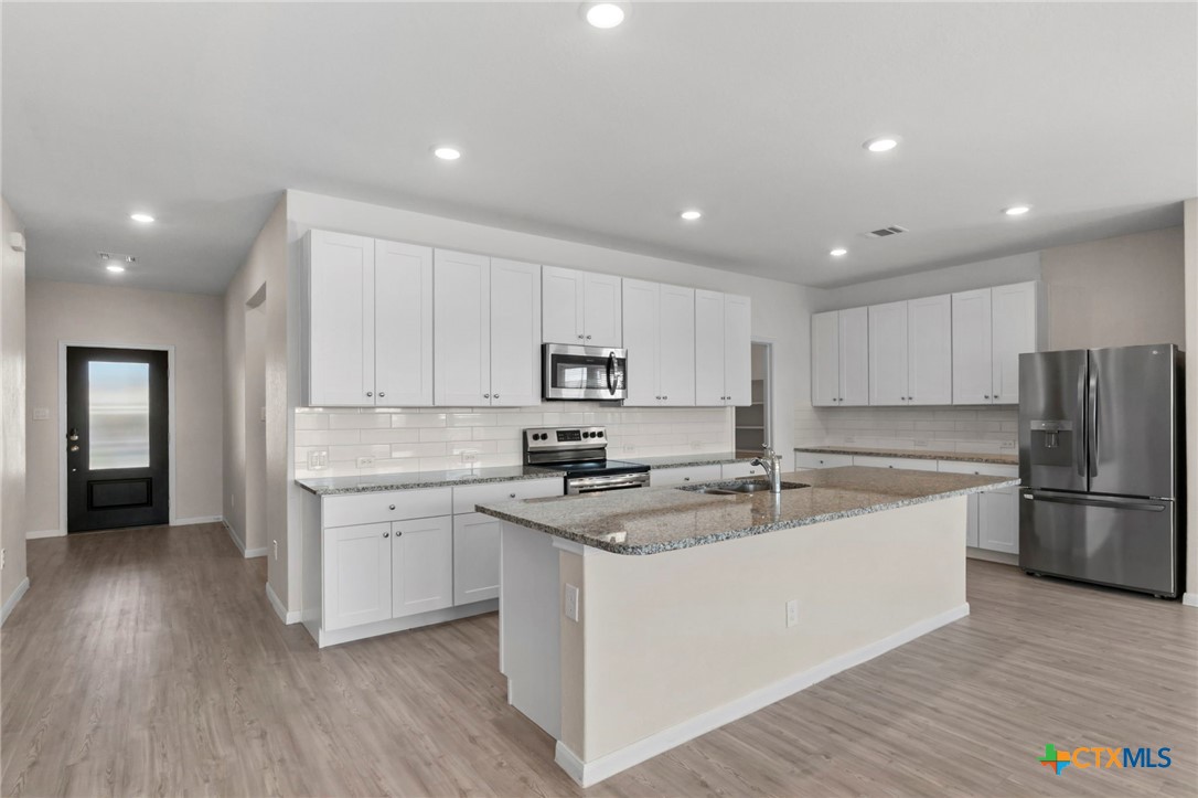 2741 Nueva Cordova