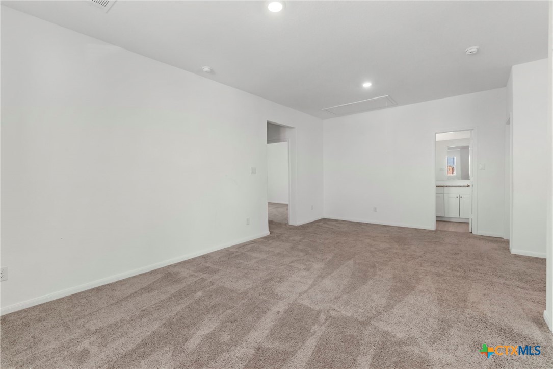 2741 Nueva Cordova