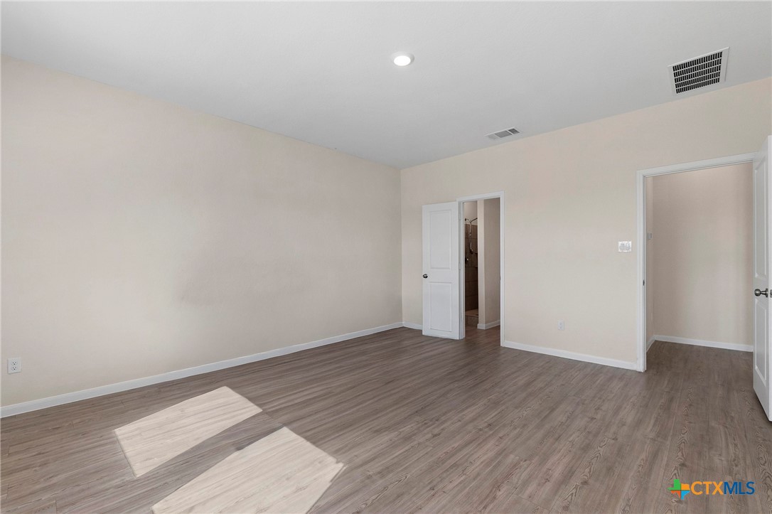 2741 Nueva Cordova