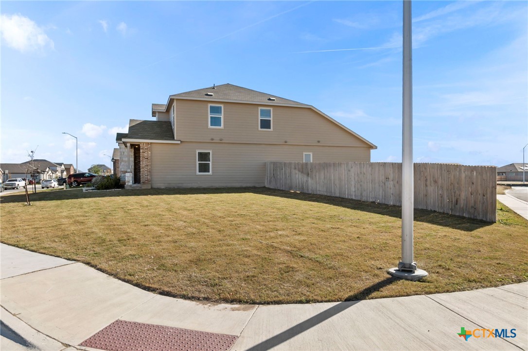 2741 Nueva Cordova